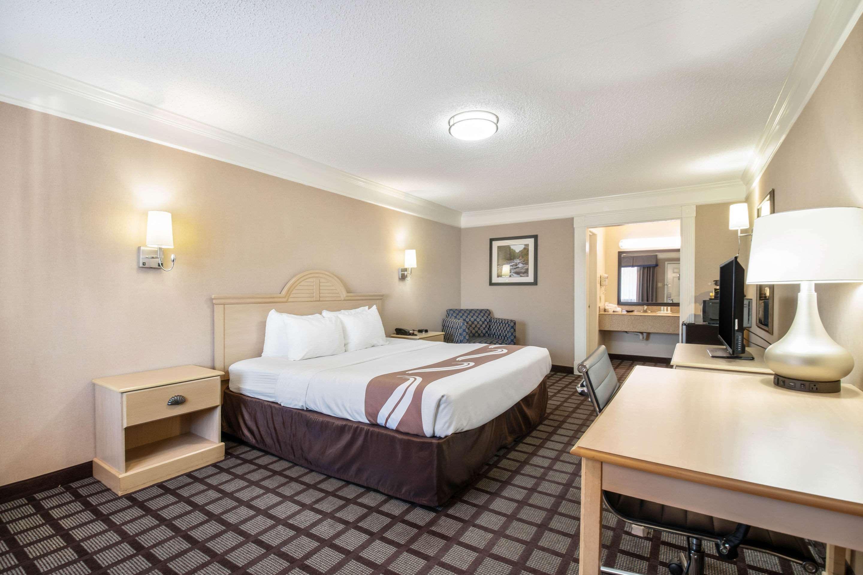 Quality Inn Near Lake Marble Falls Exteriér fotografie