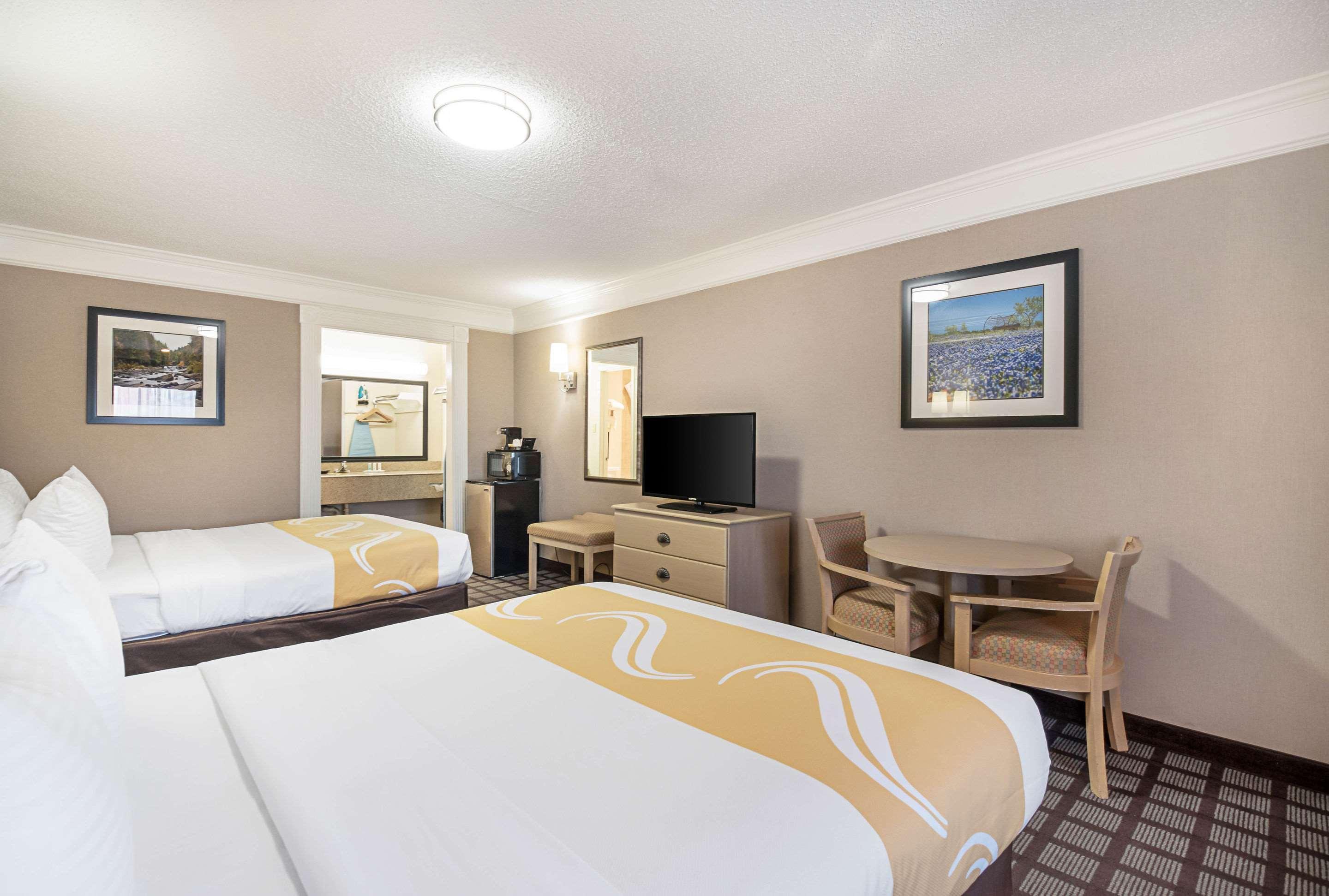 Quality Inn Near Lake Marble Falls Exteriér fotografie