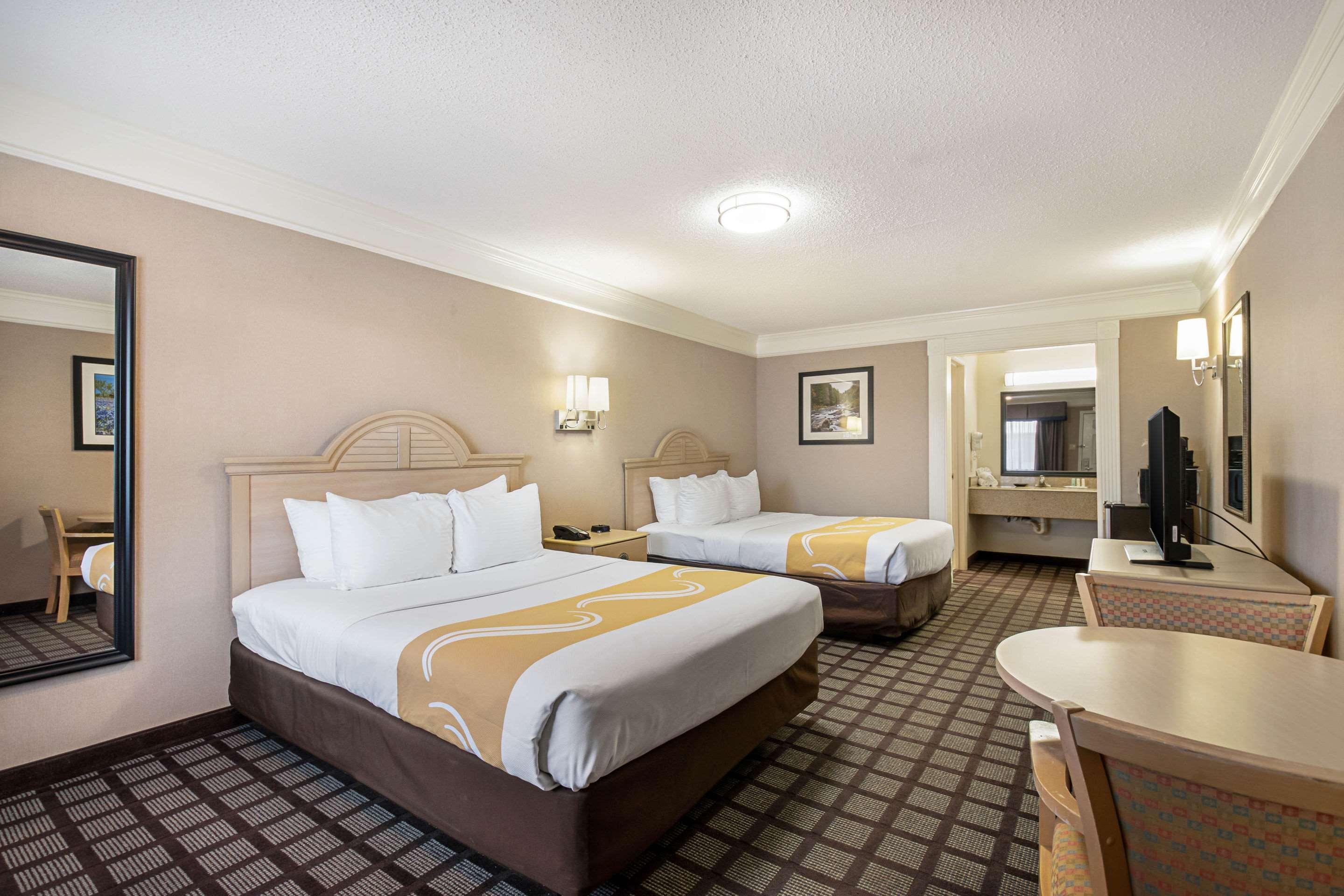 Quality Inn Near Lake Marble Falls Exteriér fotografie