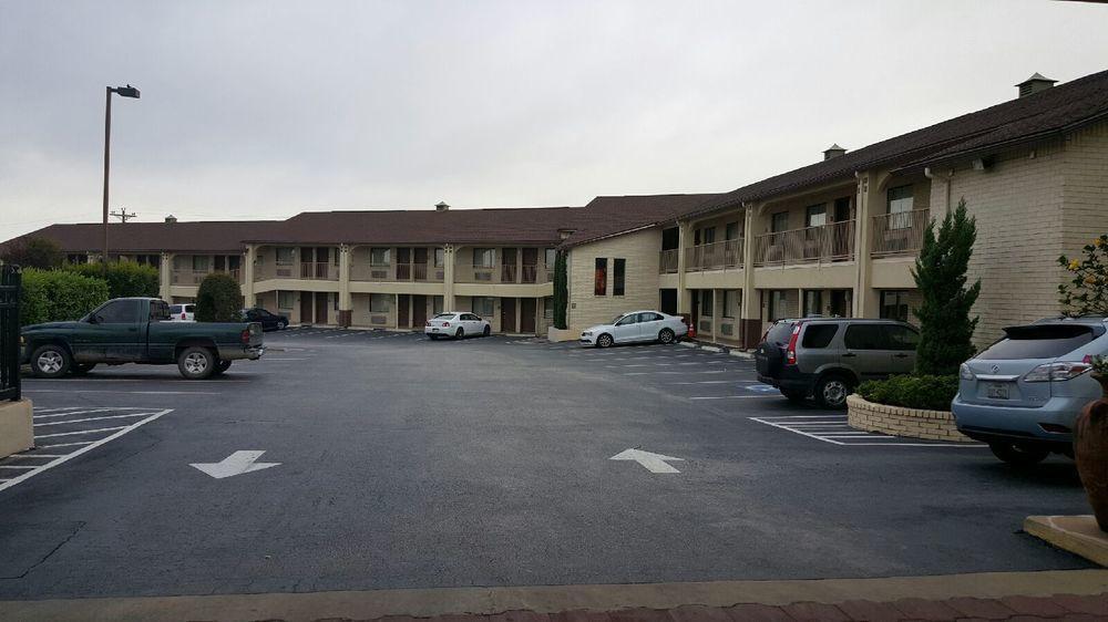 Quality Inn Near Lake Marble Falls Exteriér fotografie